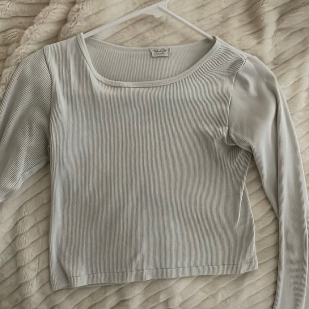 Ribbed cropped white long sleeve